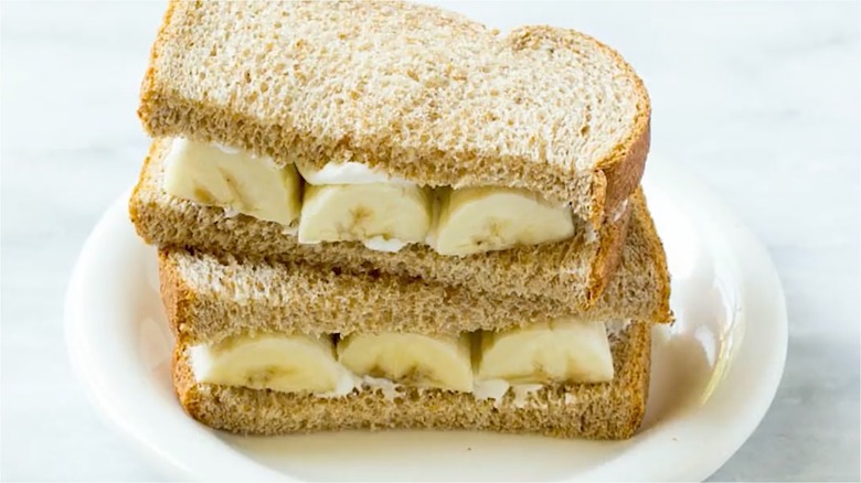 Banana and mayonnaise sandwich