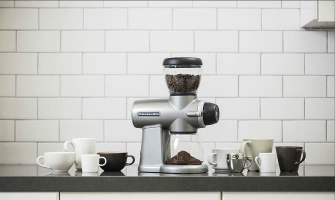 https://www.thedailymeal.com/img/gallery/be-your-own-barista-the-secret-to-making-quality-craft-coffee-slideshow/untitled_3.jpg