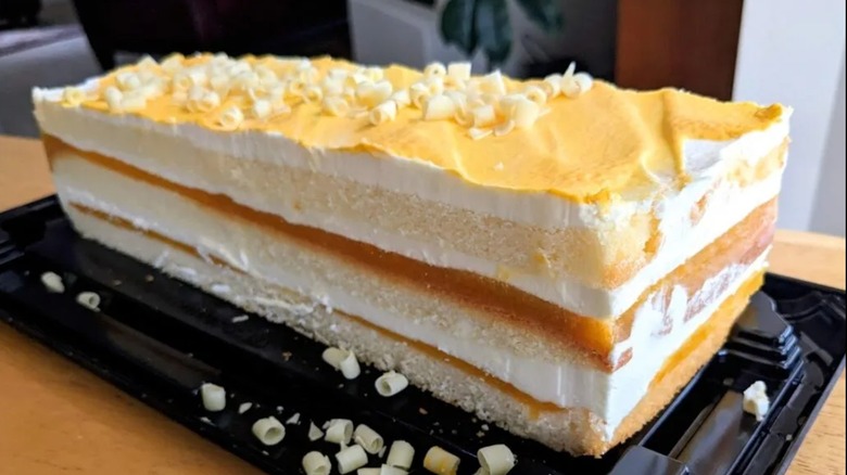 Kirkland Signature Peaches and Cream Bar Cake