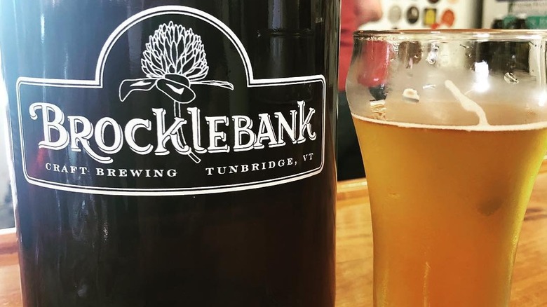 Brocklebank Brewery growler and beer glass