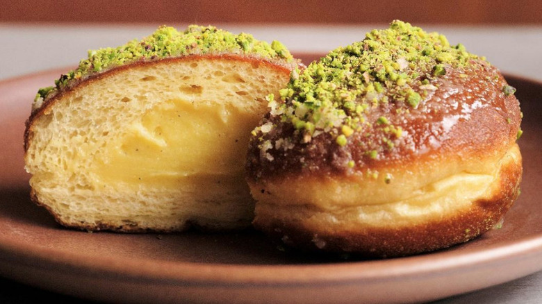 Little Flower Cafe firni donut