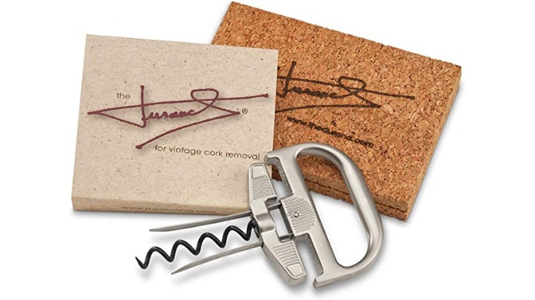 Metal wine corkscrew