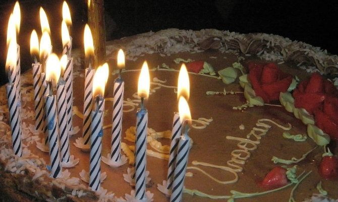 birthday cake fire