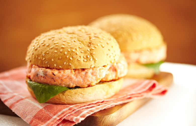 Sesame Salmon Burgers Recipe
