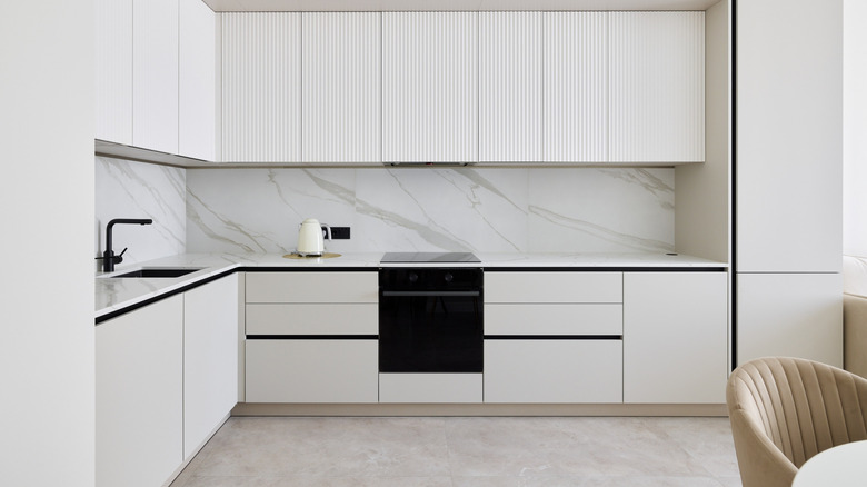 A modern and minimalist kitchen