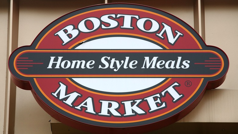 Boston Market restaurant sign