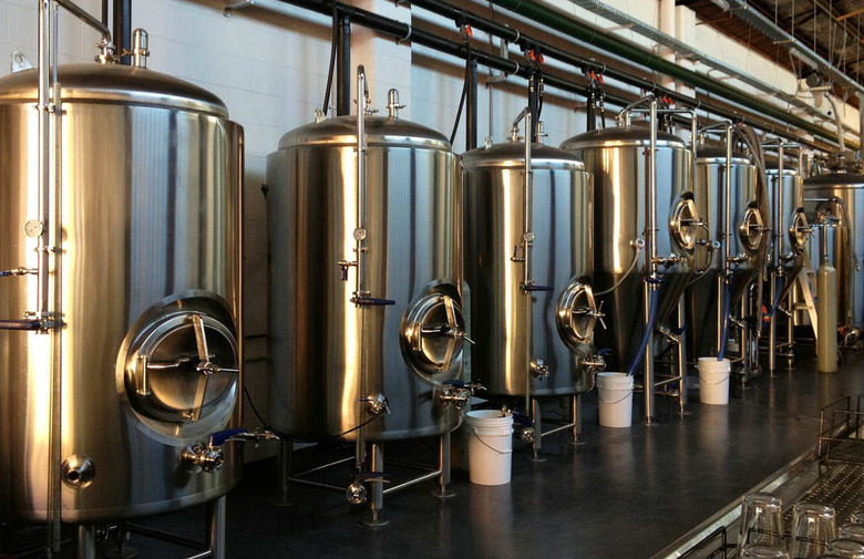 Bring the Brewery to Your Kitchen With BrewArt, Home Brewing System