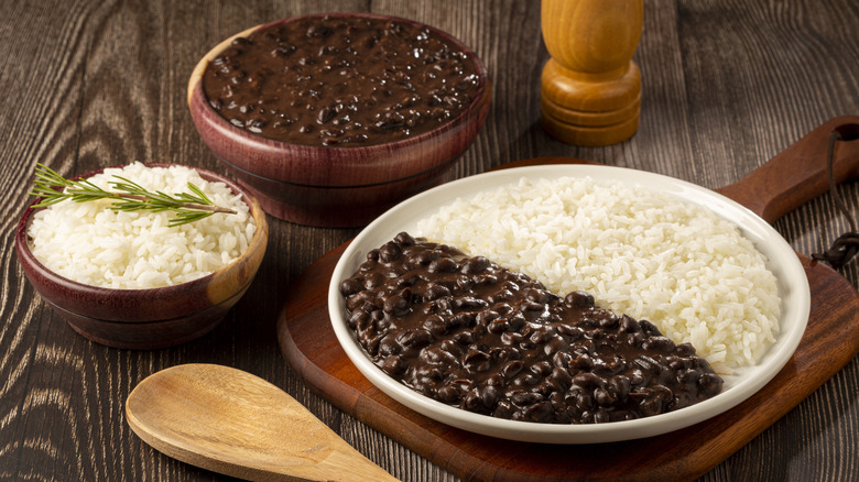 Black beans and white rice
