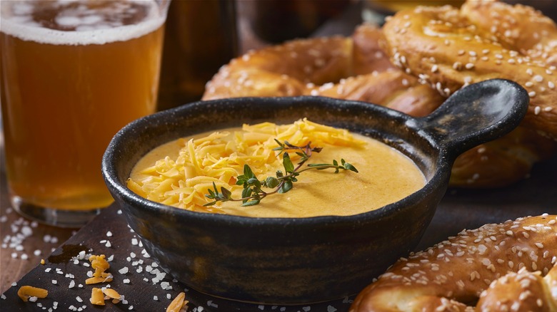 Beer cheese with pretzels and beer 