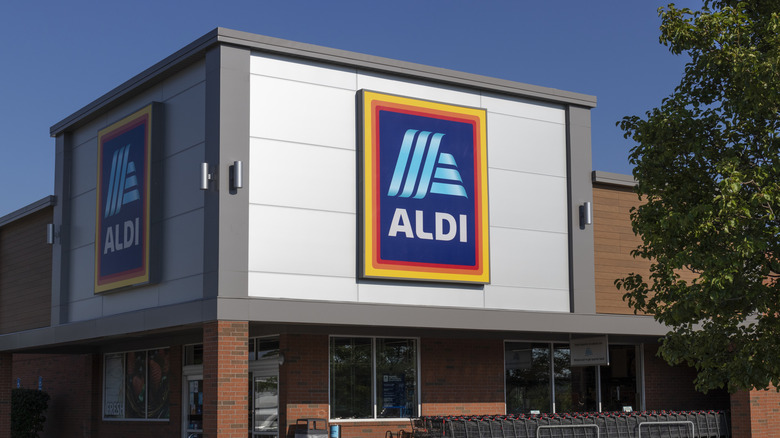 An Aldi grocery store