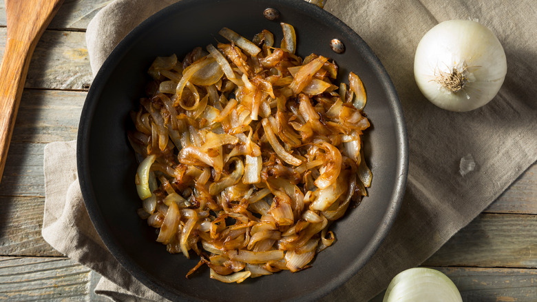 pan of caramelized onions