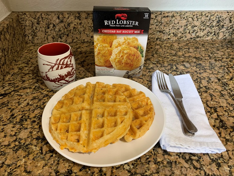 Cheddar Bay Biscuit Waffles, Recipe