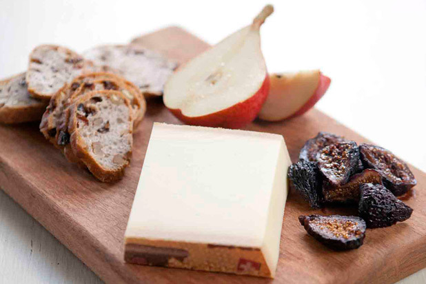 Le Gruyère Cheese Plate with Figs Recipe