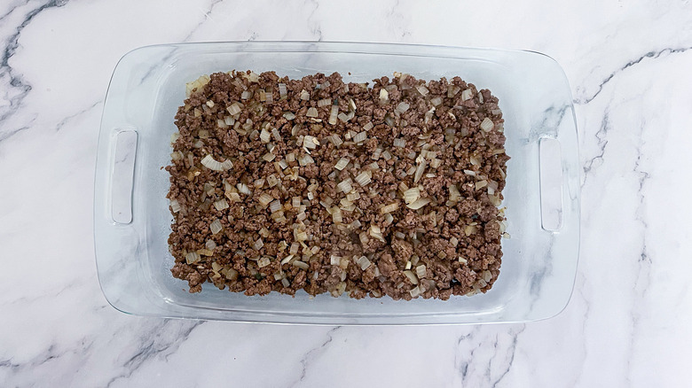 beef and onions in casserole