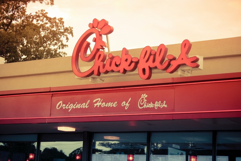 Chick-fil-A Manager, Employee Admit to Staging Robbery of Own Store 