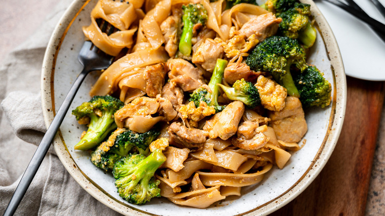 chicken and noodles on plate