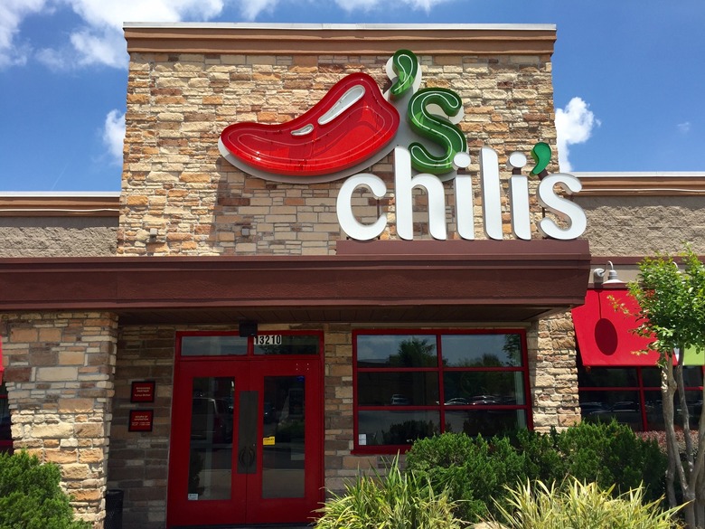 chilis free delivery