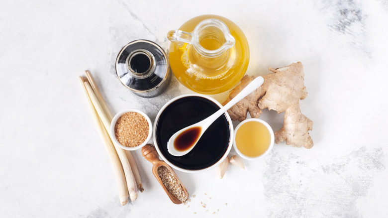 Chinese vinaigrette, soy sauce, oil, ginger root