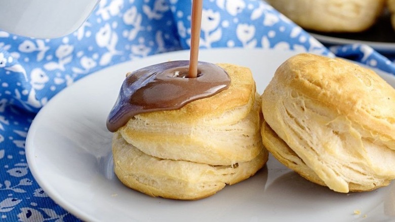 Chocolate gravy and biscuits