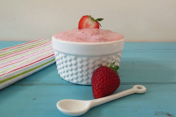 Peanut Butter & Peppers — Strawberry Oatmeal Smoothie Bowl