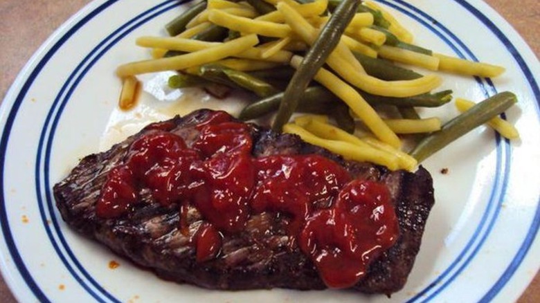Steak with ketchup