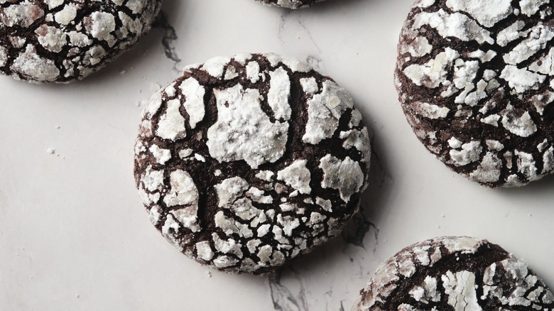 chocolate crinkle cookies with sugar