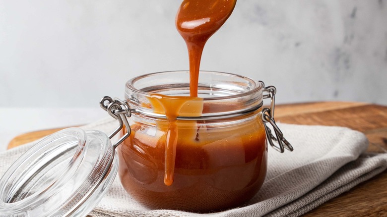 Caramel sauce