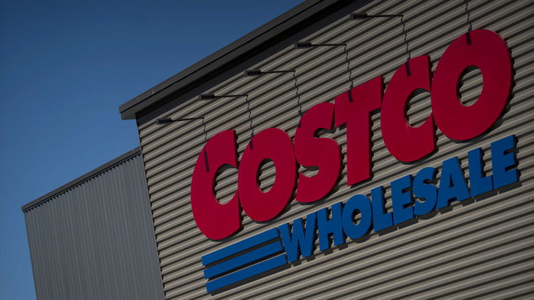 A costco sign