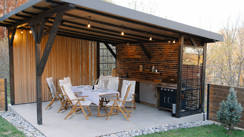 outdoor dining table with table settings