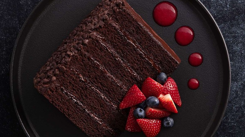 Overview of PF Chang's Great Wall of Chocolate Cake