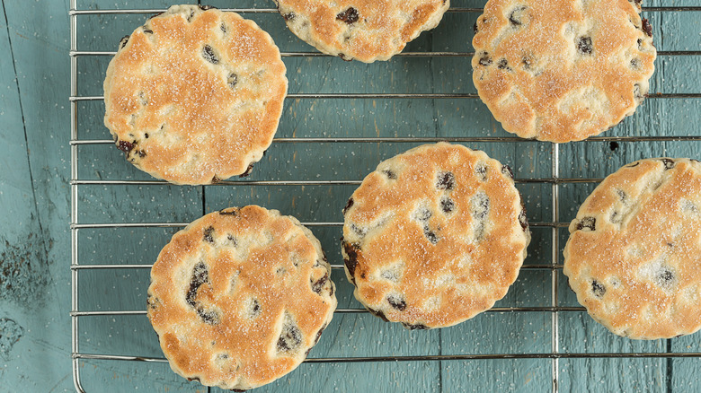cooked welsh cakes on baking rack