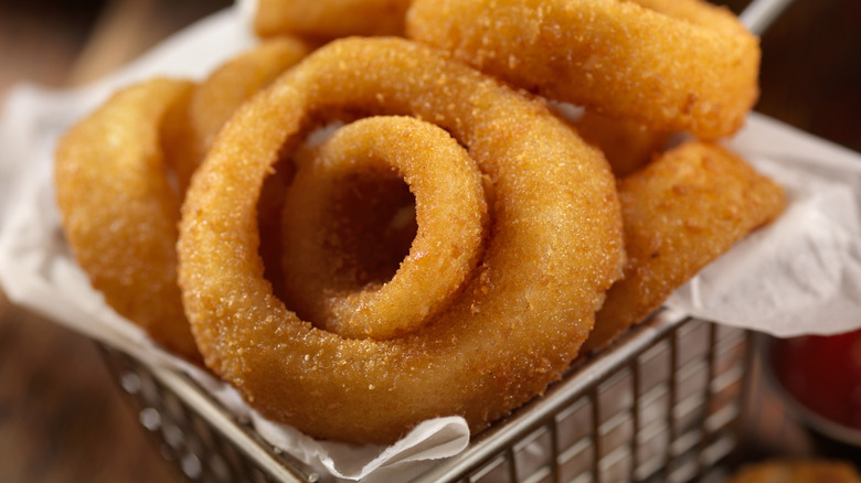 basket of onion rings