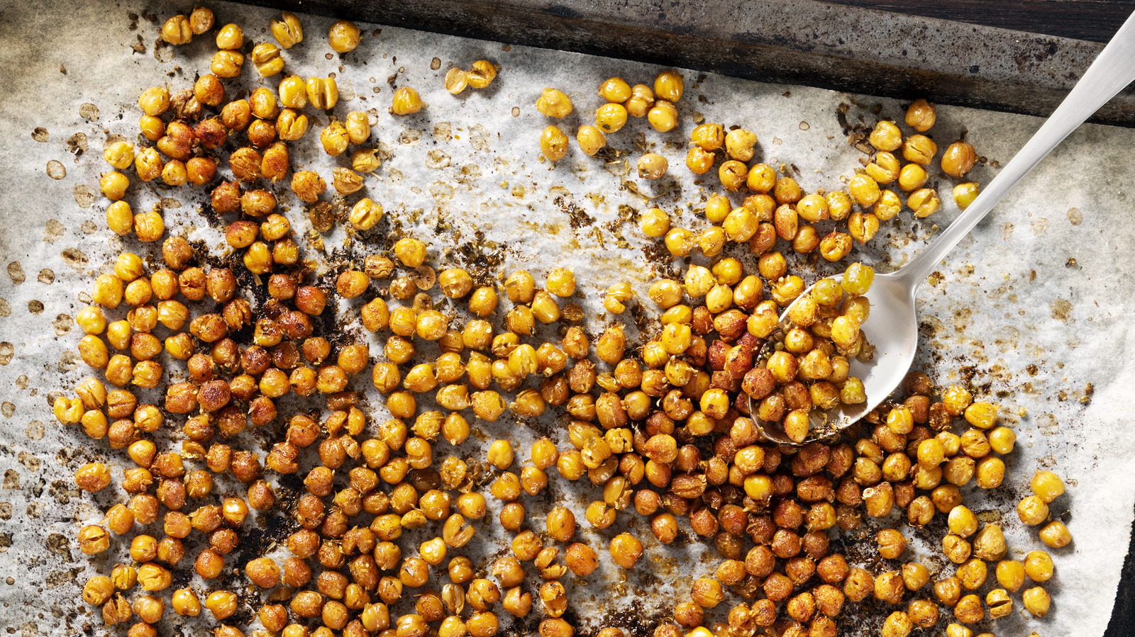 Crunchy Chickpea Crumbs Are The Tasty Salad Topper We've Been Waiting For