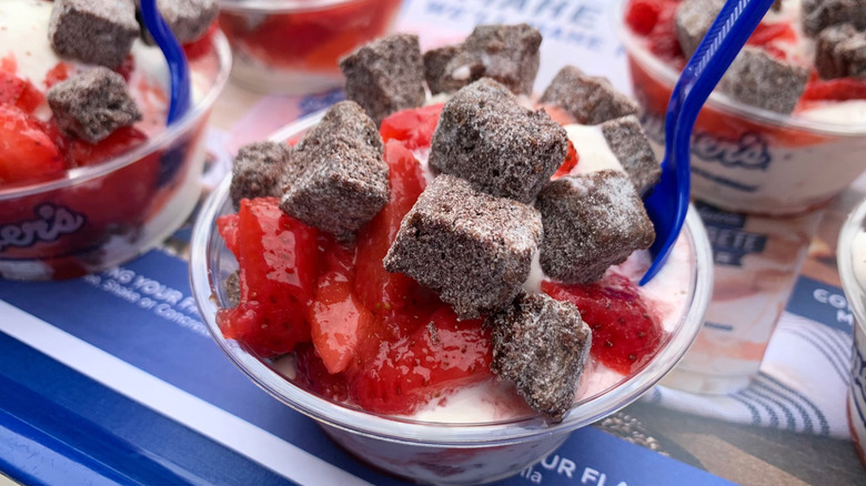 custard with toppings