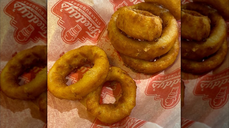 Freddy's Frozen Custard and Steakburgers onion rings
