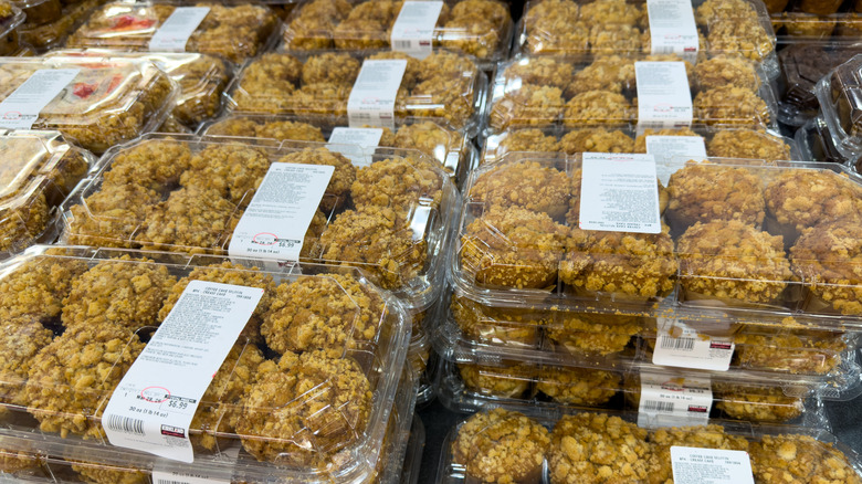 Costco muffins in plastic packages