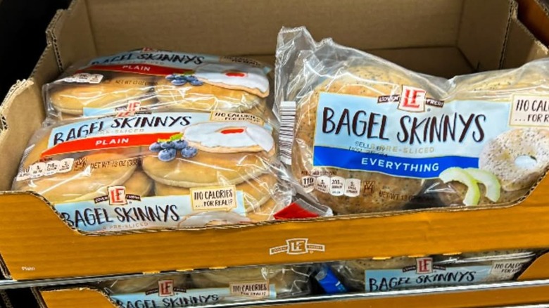 Bagel Skinnys in plain and everything flavors in bags on display at Aldi