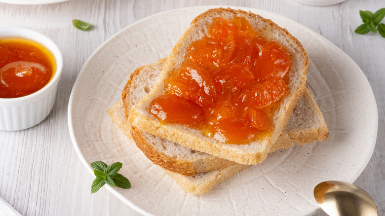 A plate of bread and jam