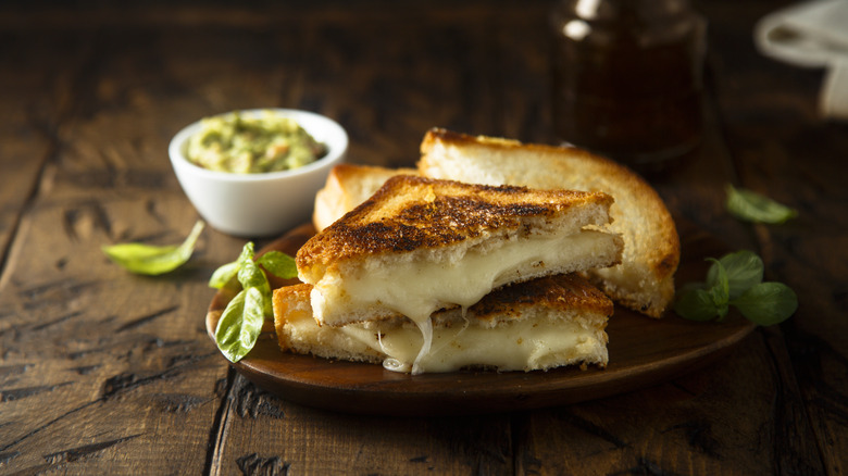 melty grilled cheese sandwich