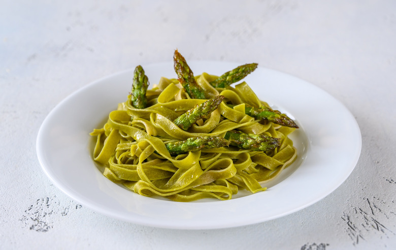 Green asparagus noodle recipe