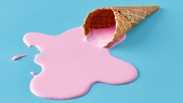 Do Us A Favor And Add Some Melted Chocolate Ice Cream To Your Mousse Do Us A Favor And Add Some Melted Chocolate Ice Cream To Your Mousse