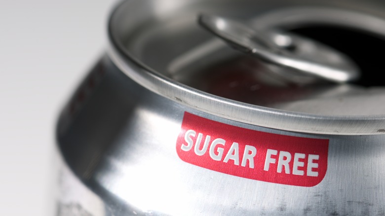 can of sugar free cola
