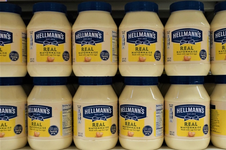Does mayonnaise need to be refrigerated?