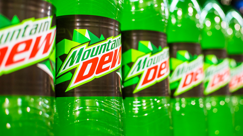 Mountain dew soda 