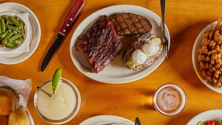 Texas Roadhouse steak and sides
