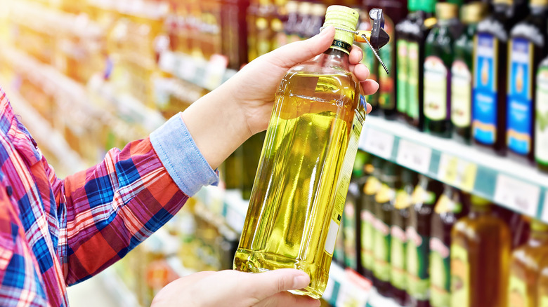 Does Vegetable Oil Expire?