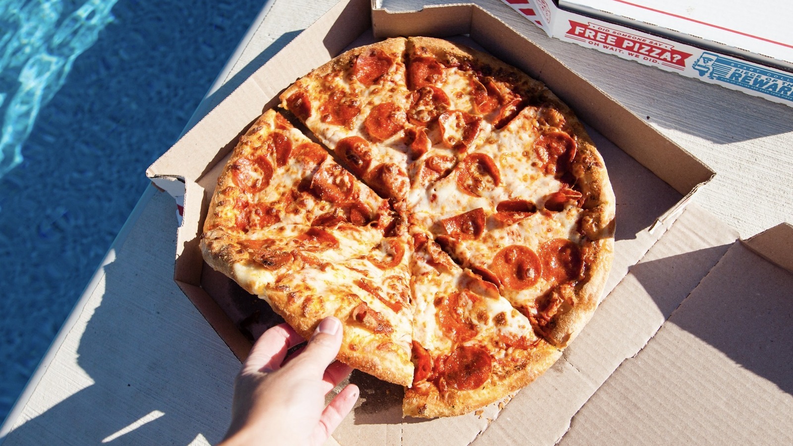 Domino’s Is Now Officially On Uber Eats And Postmates – The Daily Meal