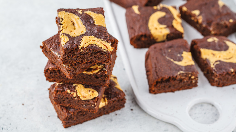 Peanut butter swirl brownies 