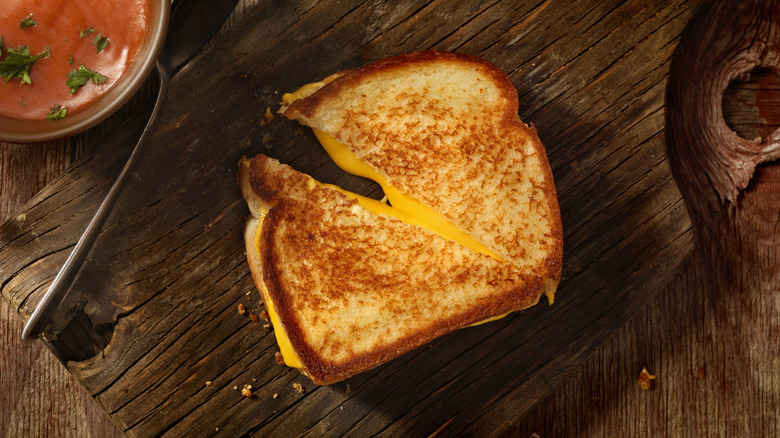 grilled cheese on cutting board
