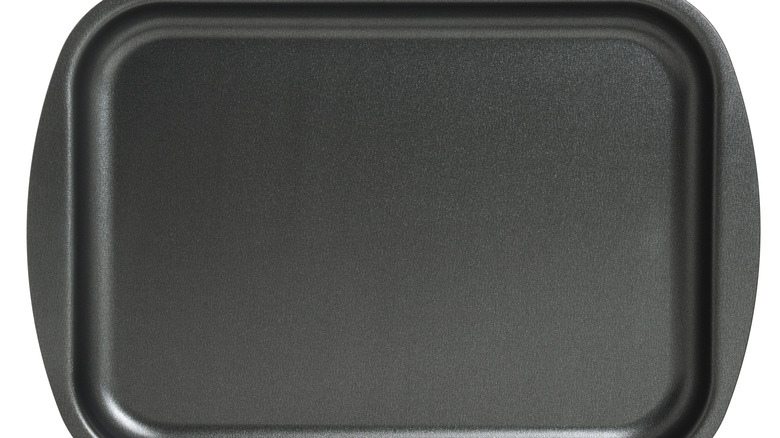 Heavy-duty sheet pan